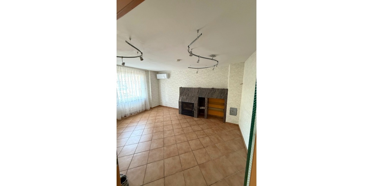 Modernes Effizienzhaus mit smarten Extras in Eisenberg direkt bezugsfertig - Doppelhaushälfte Eisenberg | Angebot:24413357