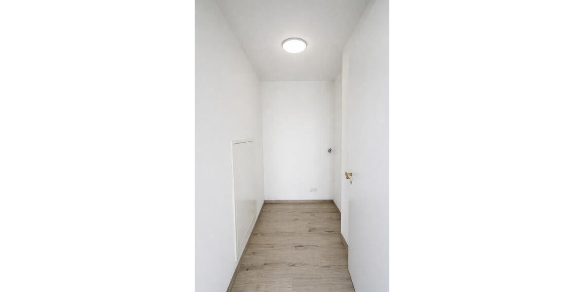 Etagenwohnung Neustadt an der Weinstraße Diedesfeld - 4 Zimmer, 142 m&sup2;, 2.273&euro; | Angebot:26101950