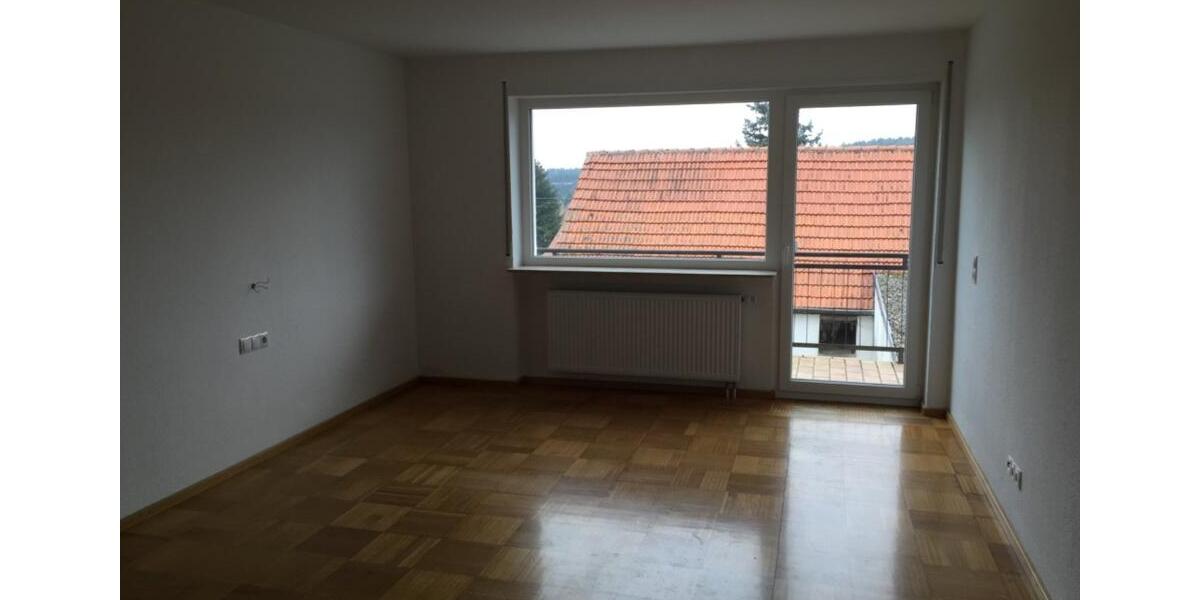 Etagenwohnung Trippstadt - 3 Zimmer, 110 m&sup2;, 950&euro; | Angebot:25017511