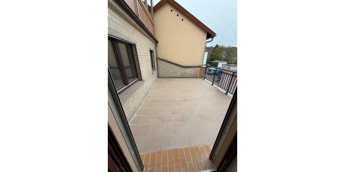 Einfamilienhaus Rockenhausen - 11 Zimmer, 225 m&sup2;, 260.000&euro; | Angebot:26128721