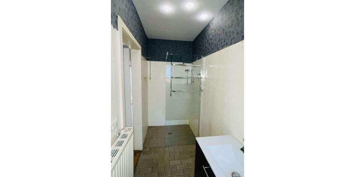 Mehrfamilienhaus, Wohnhaus Kirchheimbolanden - 6 Zimmer, 175 m&sup2;, 275.000&euro; | Angebot:25727114