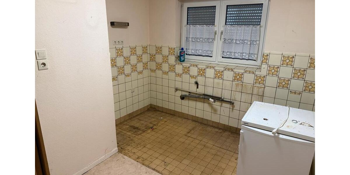 Einfamilienhaus Waldfischbach-Burgalben Burgalben - 8 Zimmer, 180 m&sup2;, 330.000&euro; | Angebot:26252706