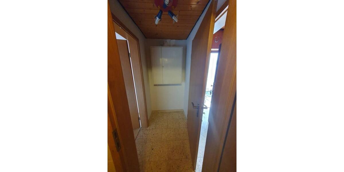 Einfamilienhaus Winnweiler - 5 Zimmer, 92 m&sup2;, 140.000&euro; | Angebot:27232355