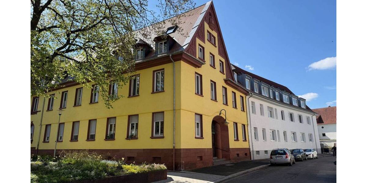 Etagenwohnung Kaiserslautern Innenstadt - 2 Zimmer, 65 m&sup2;, 239.000&euro; | Angebot:26584887