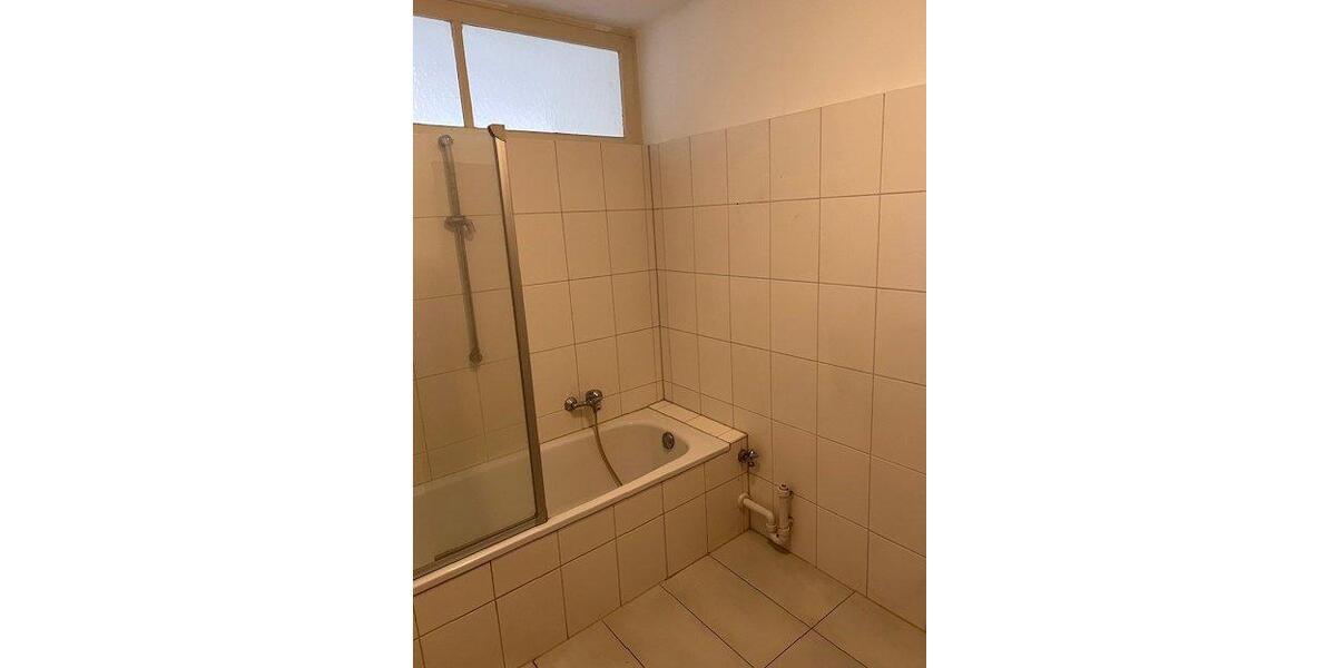 Etagenwohnung Pirmasens - 3 Zimmer, 81 m&sup2;, 460&euro; | Angebot:26442564