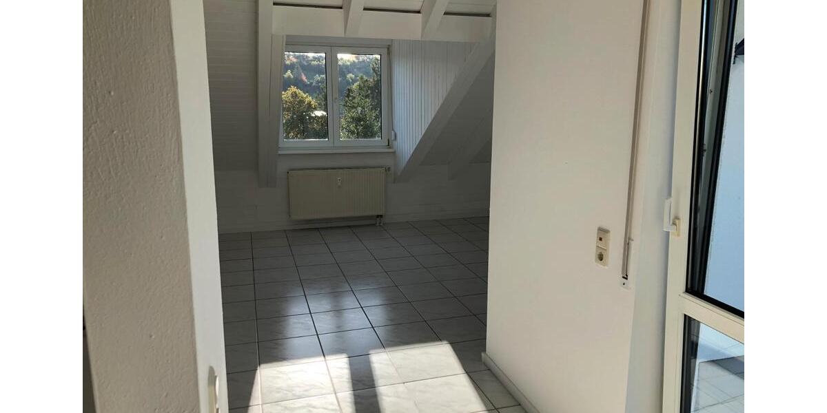 Dachgeschoßwohnung Hirschhorn/Pfalz Pfalz - 3 Zimmer, 79 m&sup2;, 632&euro; | Angebot:26297927