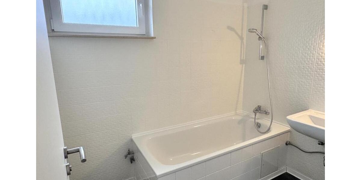 Etagenwohnung Kaiserslautern Engelshof - 3.5 Zimmer, 85 m&sup2;, 618&euro; | Angebot:26540808