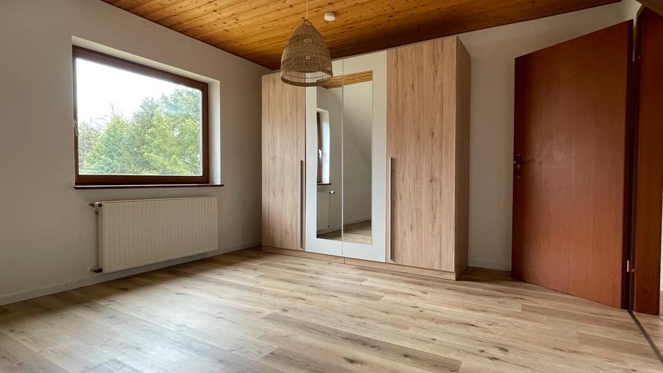 Dachgeschoßwohnung Gries - 4 Zimmer, 84 m&sup2;, 880&euro; | Angebot:26320361