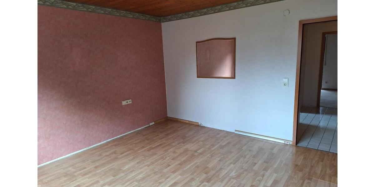 Mehrfamilienhaus, Wohnhaus Mehlingen - 8 Zimmer, 248 m&sup2;, 425.000&euro; | Angebot:24755213