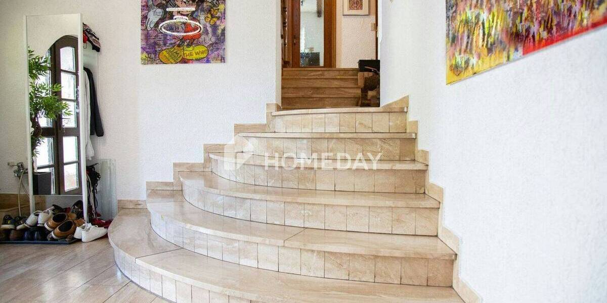 Einfamilienhaus Pirmasens Innenstadt - 9 Zimmer, 285 m&sup2;, 395.000&euro; | Angebot:26798479
