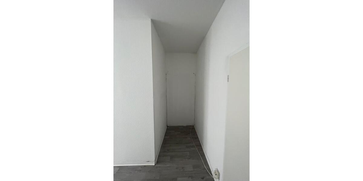 Etagenwohnung Kaiserslautern Betzenberg - 4 Zimmer, 100 m&sup2;, 1.100&euro; | Angebot:25313087