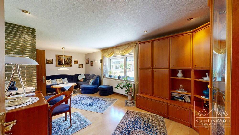 Mehrfamilienhaus, Wohnhaus Clausen - 6 Zimmer, 164 m&sup2;, 259.000&euro; | Angebot:26891784