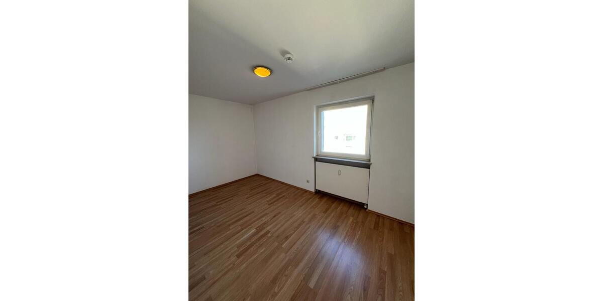 Etagenwohnung Landstuhl - 5 Zimmer, 124 m&sup2;, 1.000&euro; | Angebot:26279821