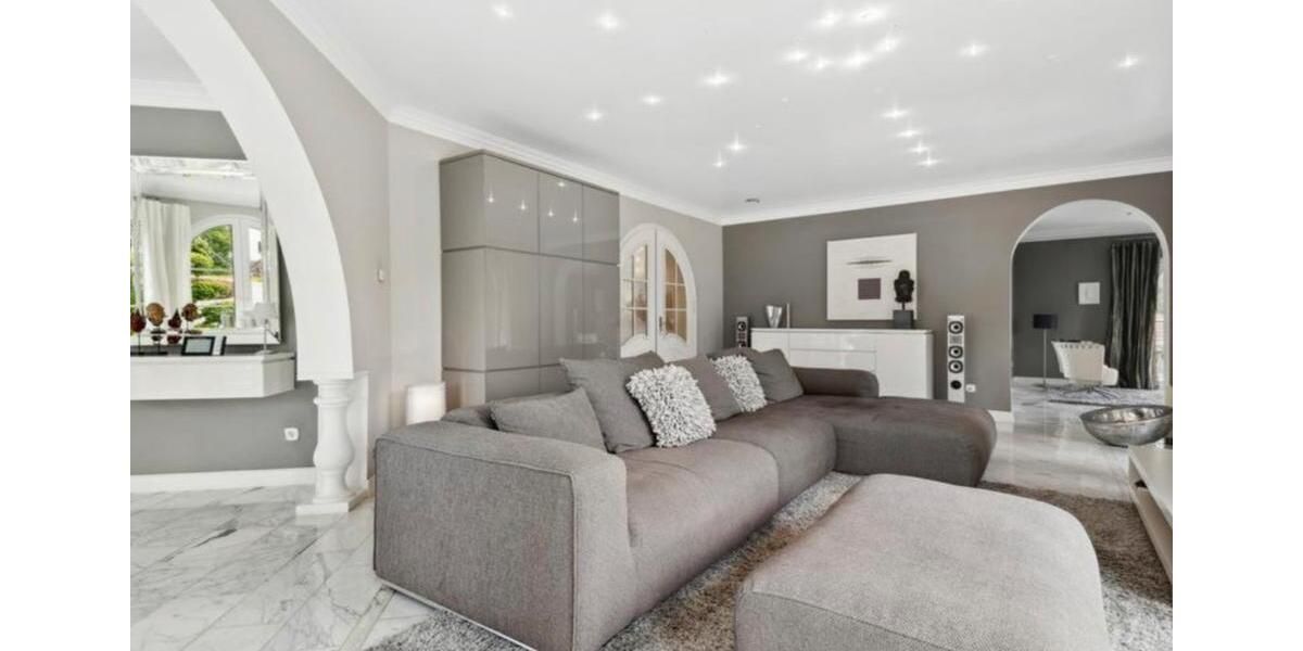 Villa Queidersbach - 12 Zimmer, 350 m&sup2;, 869.000&euro; | Angebot:26838502