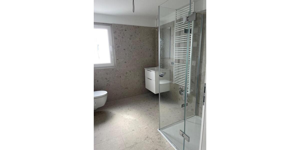 Dachgeschoßwohnung Rodenbach - 3 Zimmer, 77 m&sup2;, 900&euro; | Angebot:26166256