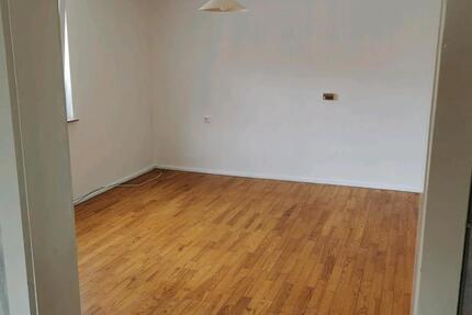 Haus Wolfstein - 5 Zimmer, 130 m&sup2;, 122.000&euro; | Angebot:23130635