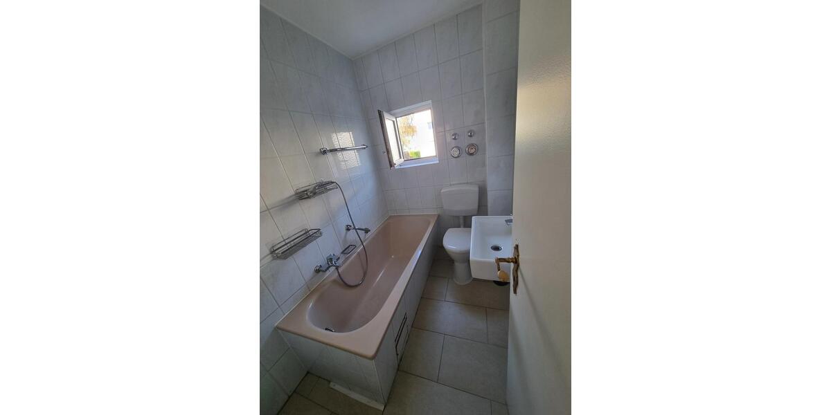 Erdgeschoßwohnung Eisenberg (Pfalz) - 3 Zimmer, 66 m&sup2;, 630&euro; | Angebot:26183371