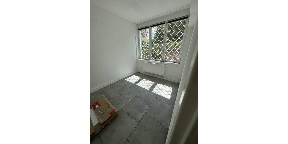 Etagenwohnung Pirmasens Erlenbrunn - 3 Zimmer, 125 m&sup2;, 189.000&euro; | Angebot:26584626