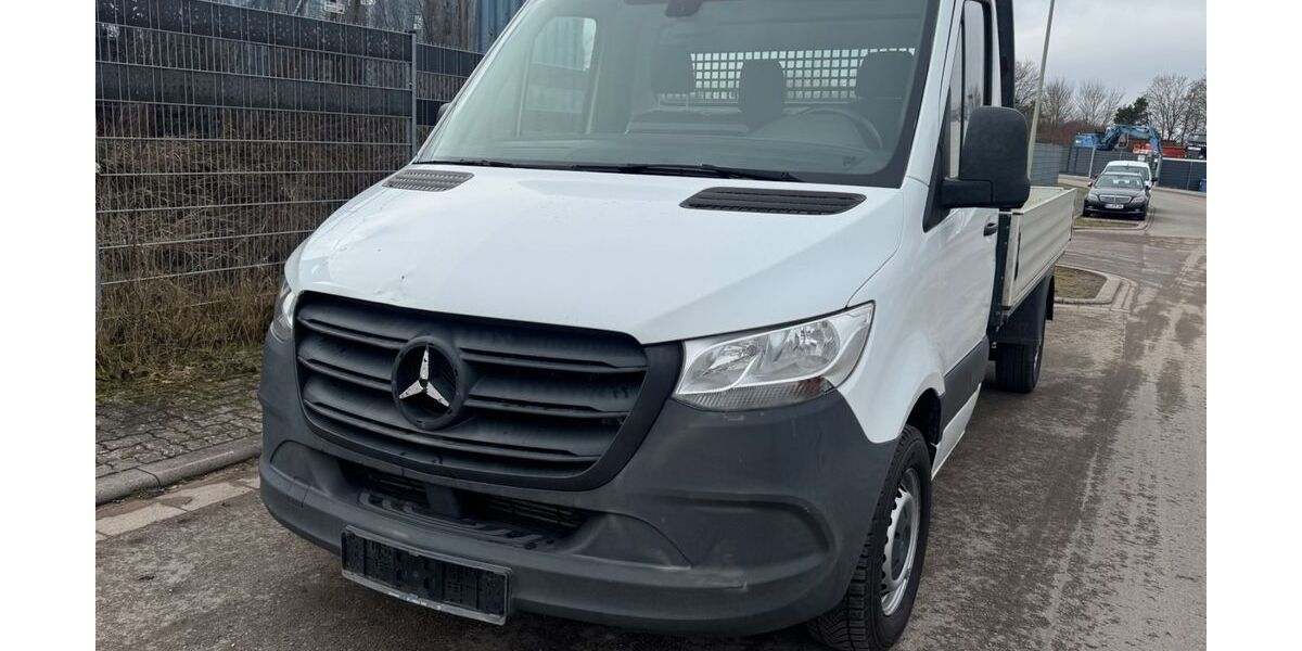 Mercedes-Benz Sprinter 175.000 km 15.990 &euro; Lambrecht 67466