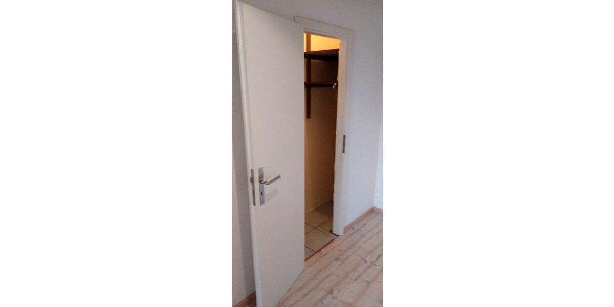 Etagenwohnung Kaiserslautern Einsiedlerhof - 3 Zimmer, 90 m&sup2;, 215.000&euro; | Angebot:24794763