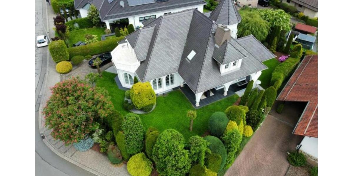 Villa Queidersbach - 12 Zimmer, 350 m&sup2;, 869.000&euro; | Angebot:26838502