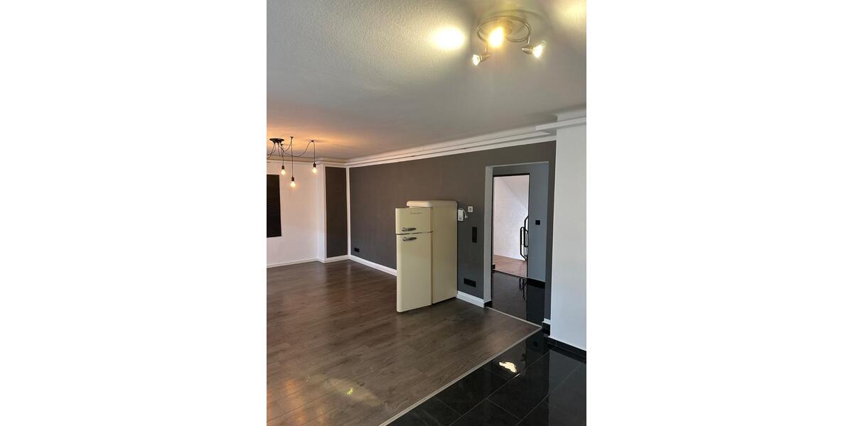Etagenwohnung Pirmasens - 2 Zimmer, 64 m&sup2;, 595&euro; | Angebot:26676354
