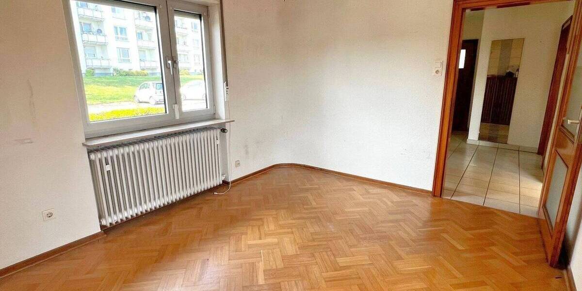 Einfamilienhaus Kaiserslautern Innenstadt - 5 Zimmer, 137 m&sup2;, 198.000&euro; | Angebot:26308490