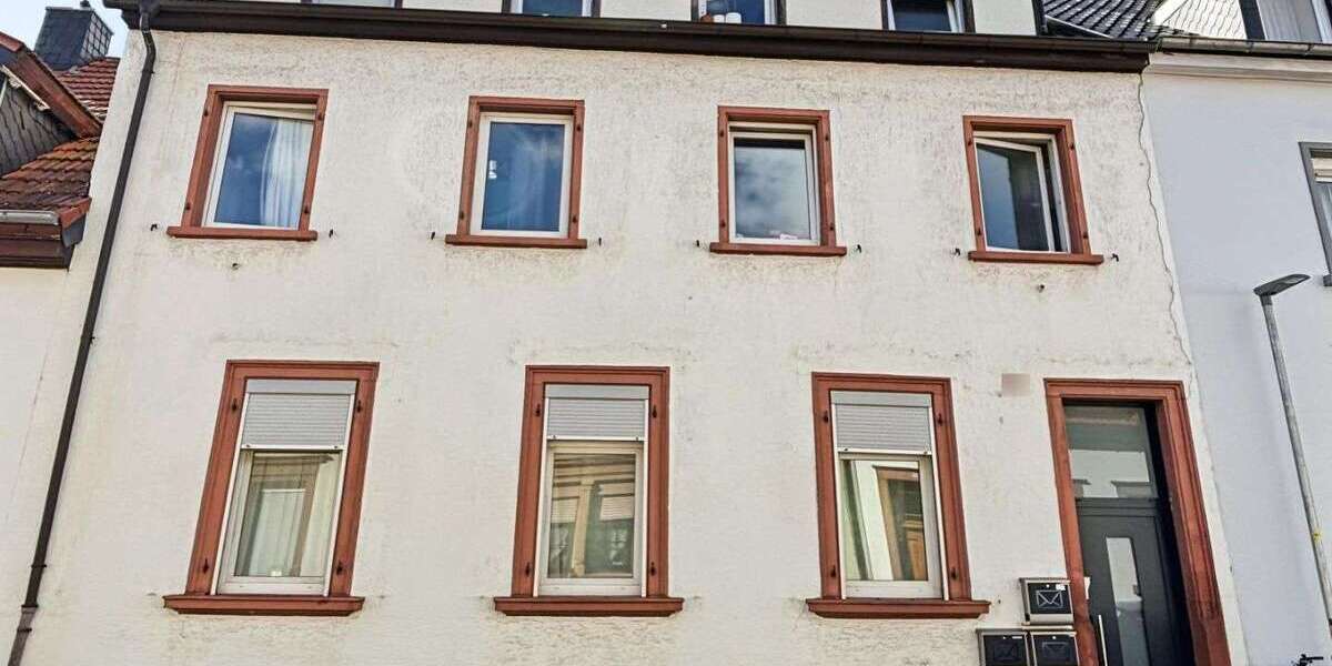 Einfamilienhaus Kaiserslautern - 8 Zimmer, 202 m&sup2;, 455.000&euro; | Angebot:27685743