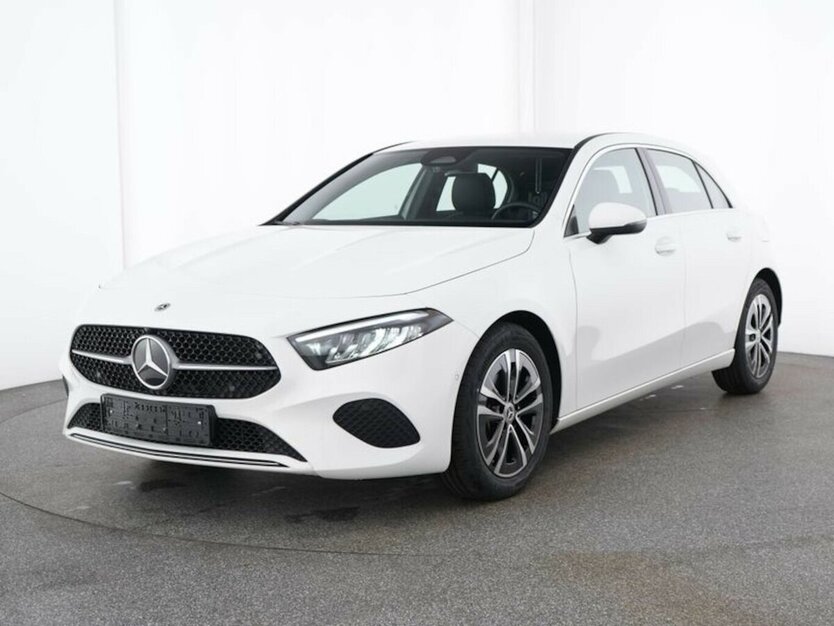 Mercedes-Benz A 180 Progressive 26.641 km 29.950 € Kaiserslautern 67657
