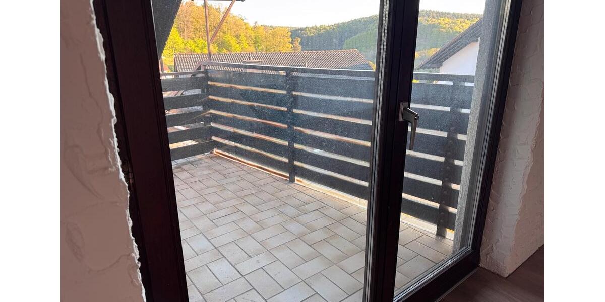 Dachgeschoßwohnung Otterbach - 4 Zimmer, 120 m&sup2;, 1.199&euro; | Angebot:26115257