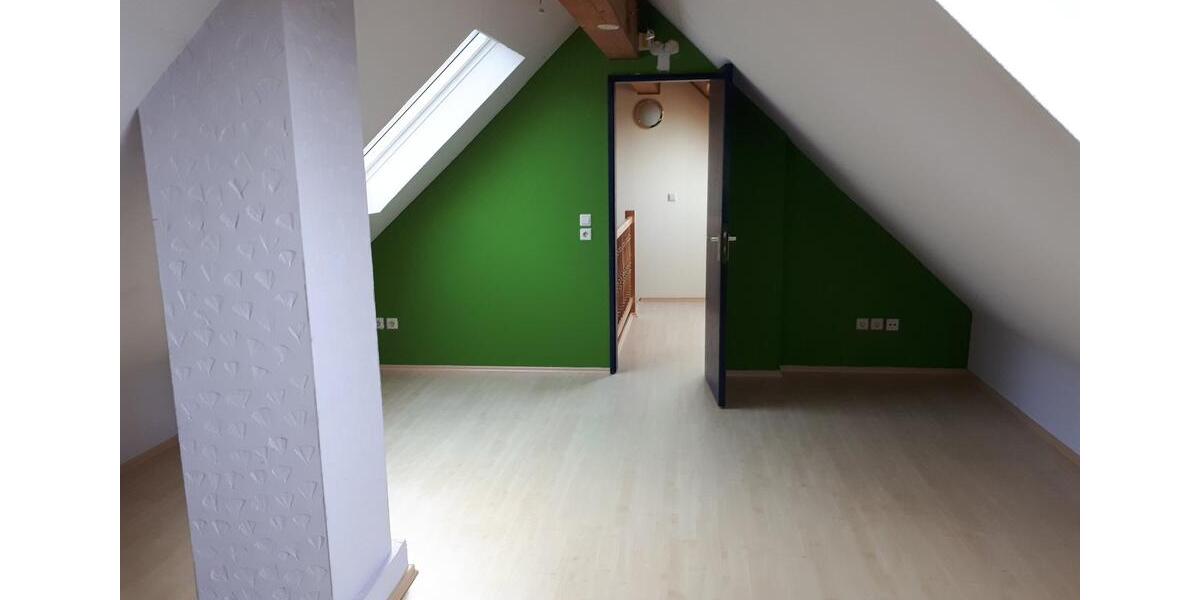 Etagenwohnung Kaiserslautern Bahnheim - 4 Zimmer, 84 m&sup2;, 850&euro; | Angebot:26489719