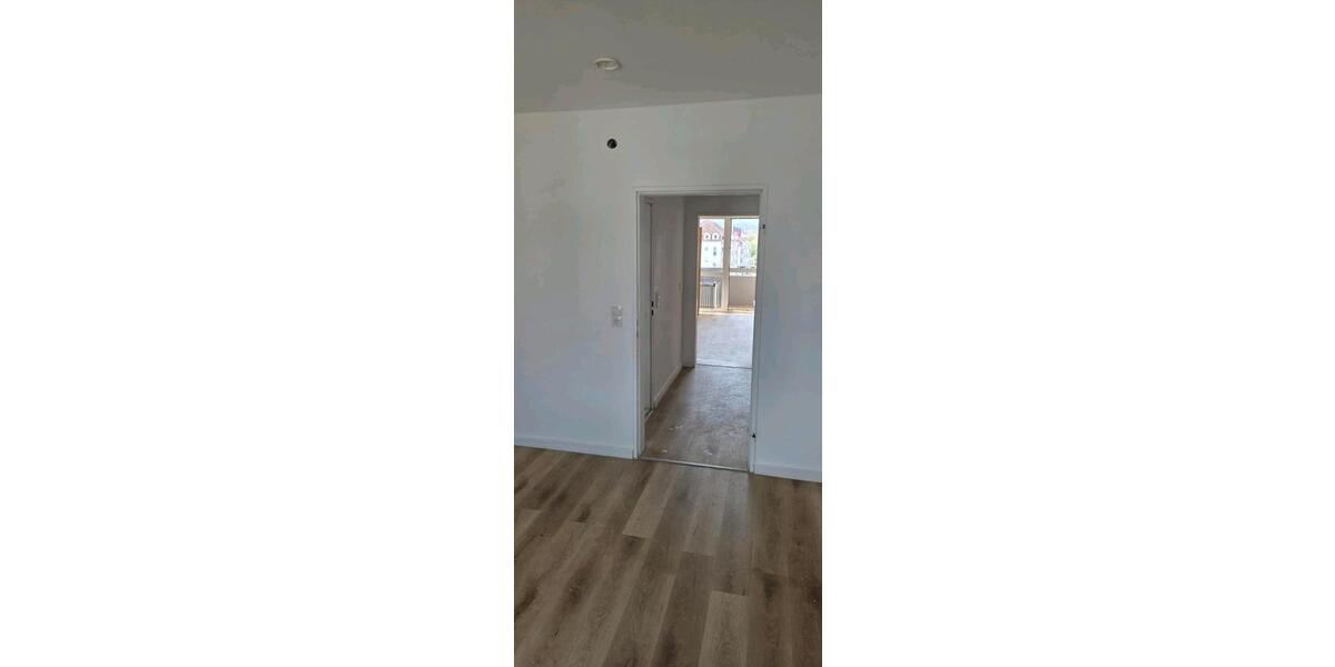 Etagenwohnung Eisenberg (Pfalz) - 2 Zimmer, 60 m&sup2;, 710&euro; | Angebot:26301558