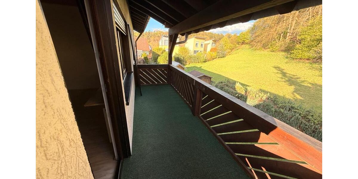 Etagenwohnung Kaiserslautern Bahnheim - 4 Zimmer, 91 m&sup2;, 1.000&euro; | Angebot:26241785