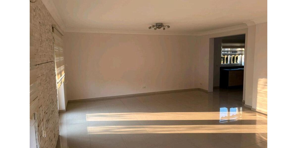Einfamilienhaus Ramstein-Miesenbach Miesenbach - 1 Zimmer, 190 m&sup2;, 2.600&euro; | Angebot:26101571