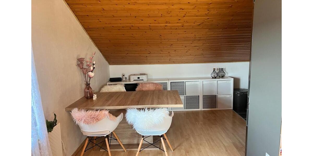 Dachgeschoßwohnung Weilerbach - 5 Zimmer, 95 m&sup2;, 900&euro; | Angebot:26603495