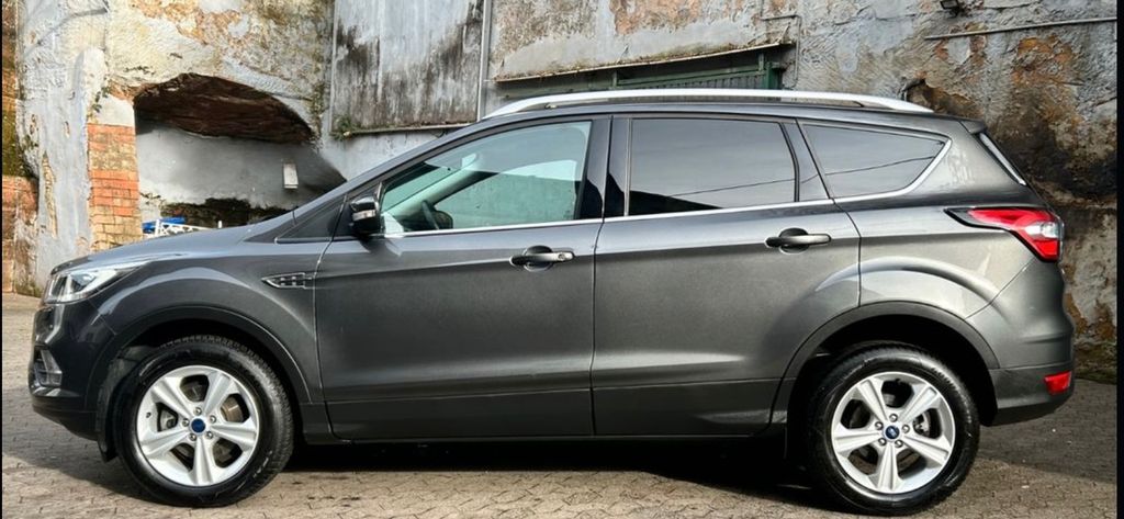 Ford Kuga 60.000 km 12.200 &euro; Kaiserslautern 67659