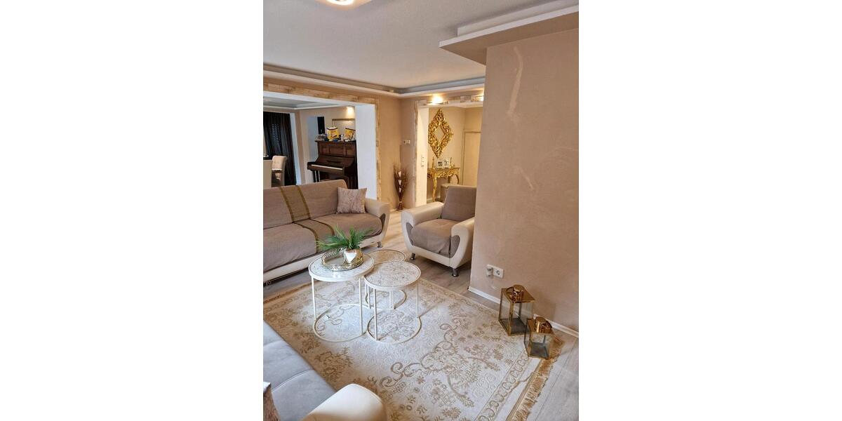 Einfamilienhaus Kaiserslautern Bahnheim - 2 Zimmer, 90 m&sup2;, 1.200&euro; | Angebot:26249148