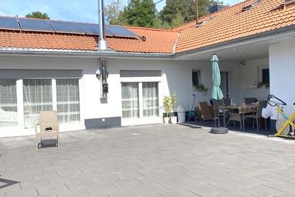 Wohnung Kaiserslautern Betzenberg - 5 Zimmer, 170 m&sup2;, 2.200&euro; | Angebot:24110547