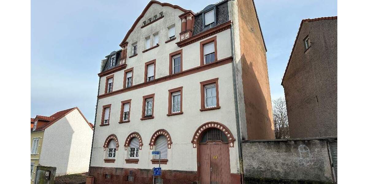 Etagenwohnung Pirmasens Erlenbrunn - 4 Zimmer, 110 m&sup2;, 230.000&euro; | Angebot:23977370