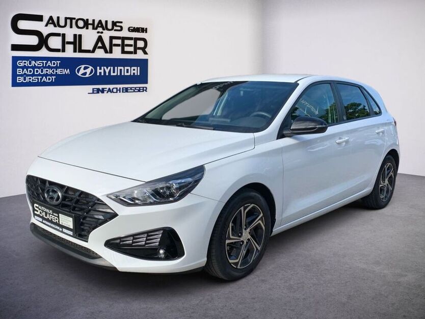 i30