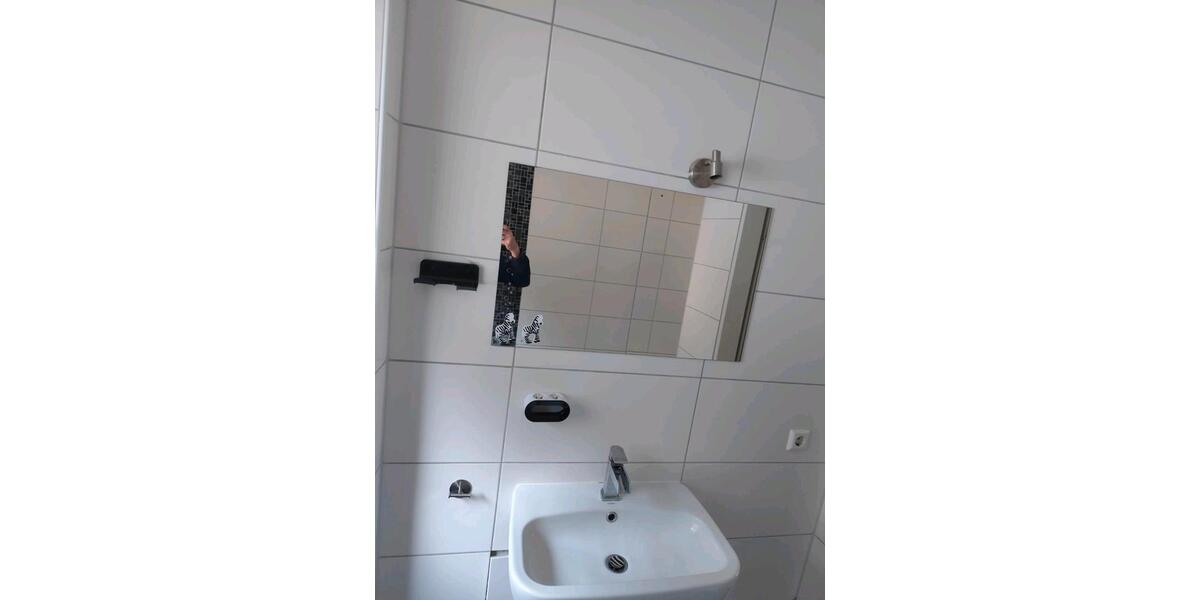 Etagenwohnung Hinterweidenthal - 1 Zimmer, 120 m&sup2;, 1.100&euro; | Angebot:27597087