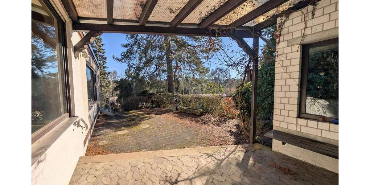 Einfamilienhaus Kaiserslautern Innenstadt - 7 Zimmer, 186 m&sup2;, 243.000&euro; | Angebot:25899420