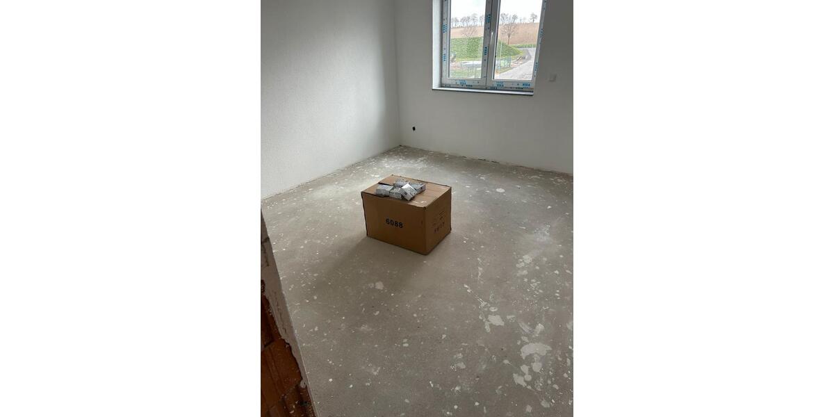 Etagenwohnung Eisenberg (Pfalz) - 4 Zimmer, 120 m&sup2;, 1.650&euro; | Angebot:25976000