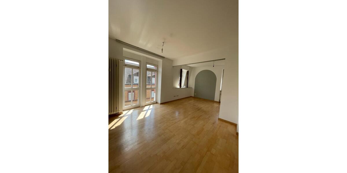 Etagenwohnung Kaiserslautern Betzenberg - 3 Zimmer, 73 m&sup2;, 1.000&euro; | Angebot:25987801