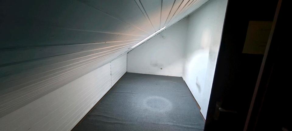 Dachgeschoßwohnung Rodalben - 2 Zimmer, 73 m&sup2;, 550&euro; | Angebot:26358700