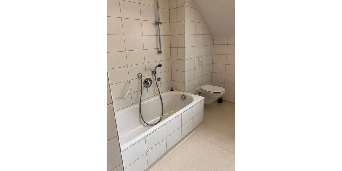 Etagenwohnung Kaiserslautern Innenstadt - 2 Zimmer, 61 m&sup2;, 565&euro; | Angebot:25691163