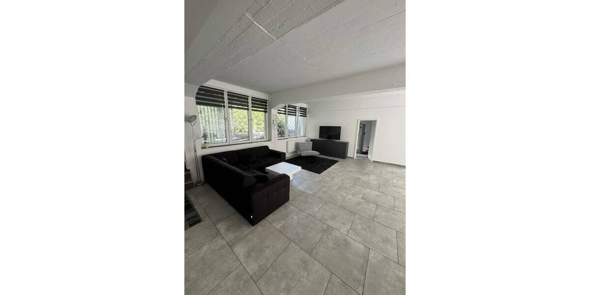 Etagenwohnung Pirmasens Erlenbrunn - 3 Zimmer, 125 m&sup2;, 189.000&euro; | Angebot:26584626