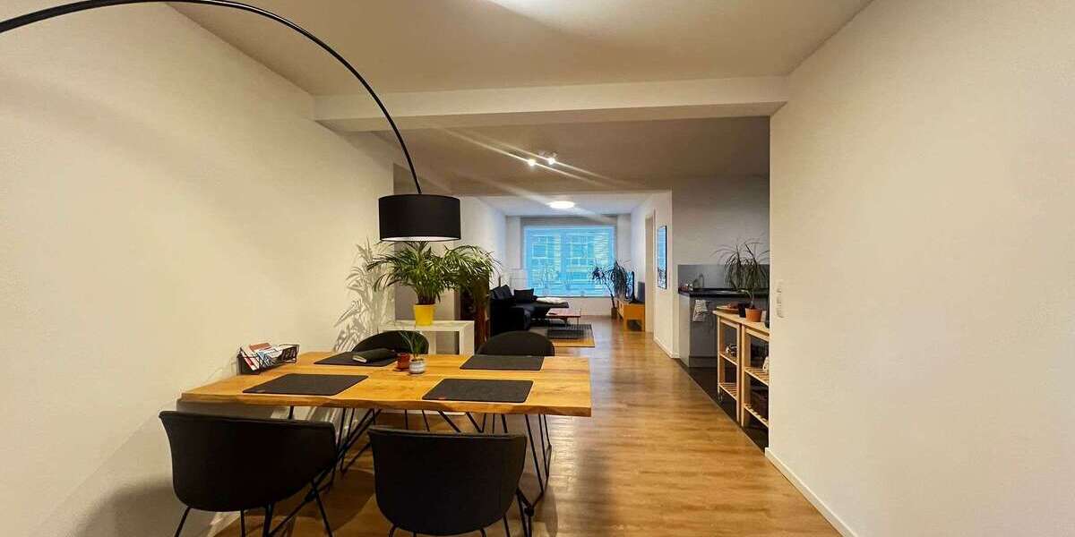 Etagenwohnung Kaiserslautern Betzenberg - 3 Zimmer, 100 m&sup2;, 1.450&euro; | Angebot:26977166