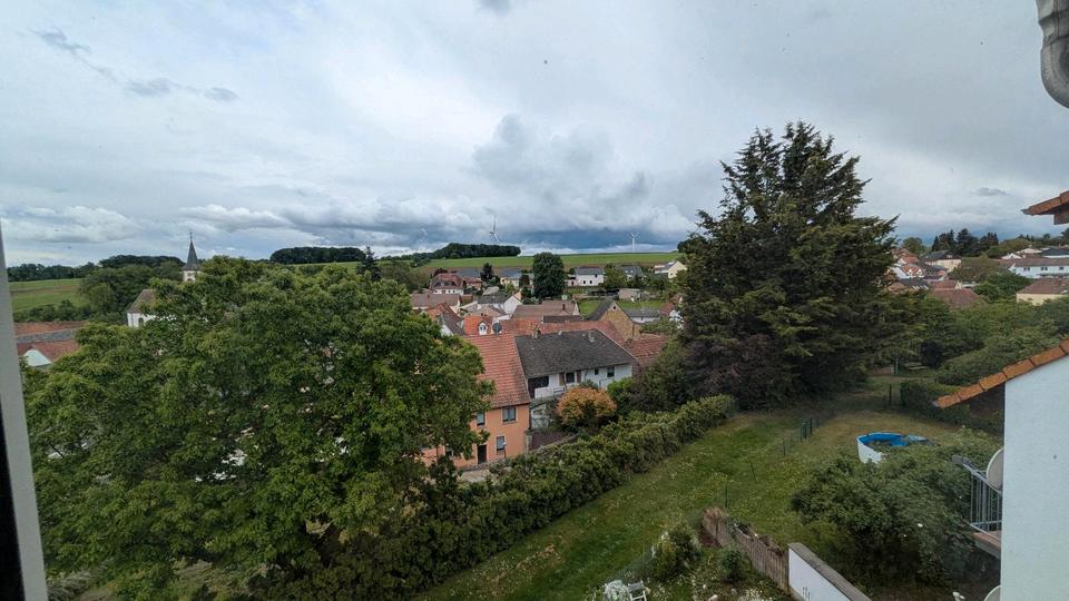 Dachgeschoßwohnung Steinbach am Donnersberg - 3 Zimmer, 72 m&sup2;, 120.000&euro; | Angebot:26644942