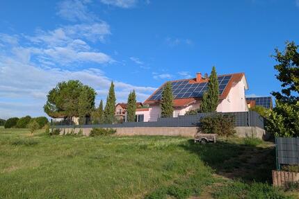 Wunderschönes Einfamilienhaus mit großem Garten in Feldrandlage 7 zimmer